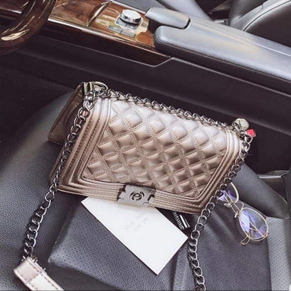 Brand New Champagne Golden Leather Shoulder bag - Picture 7 of 8